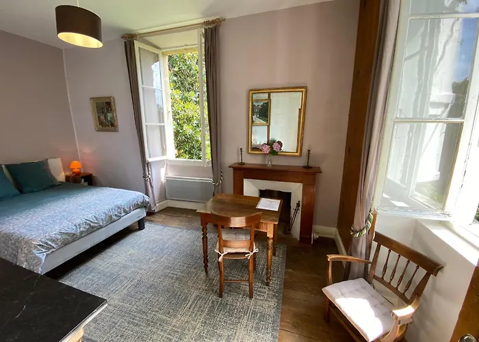 Bed and breakfast La Seigneurie De 3*