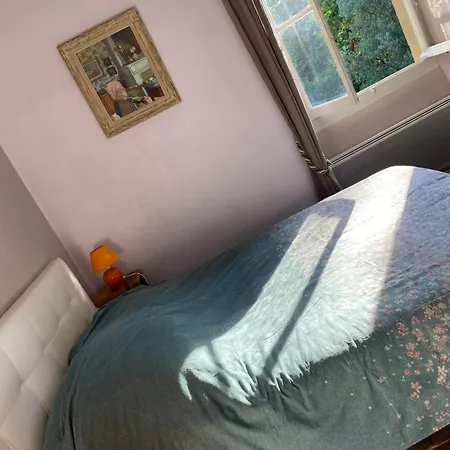 La Seigneurie De Bed & Breakfast *