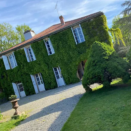 La Seigneurie De Tillac