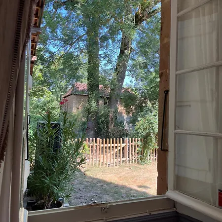 La Seigneurie De Bed & Breakfast